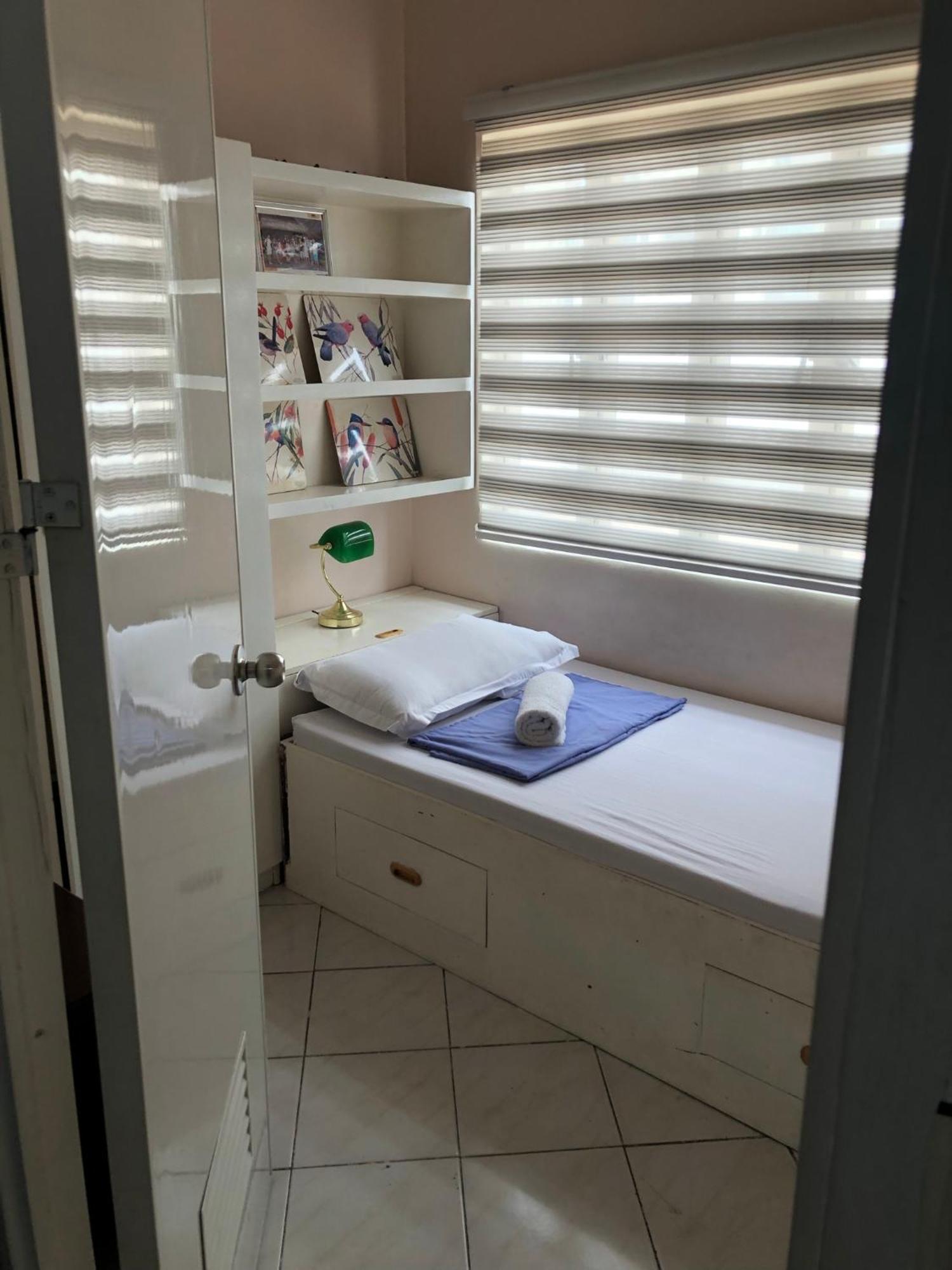 2 Separate Units, 1Br On 23Rd Flr And 3Br Penthouse On 41St Flr In Manila, Near Slec,Us Embassy, Mall And Parks With Excellent View Exterior photo